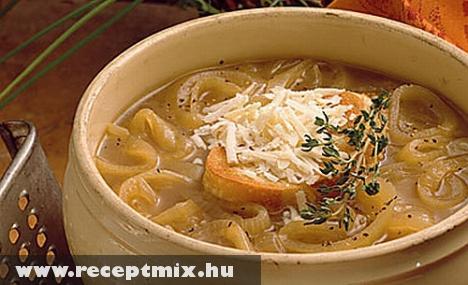 Hagymaleves kakukkfûvel 