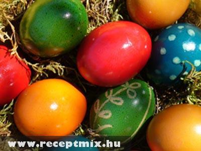 Húsvéti festett tojást a locsolkodóknak