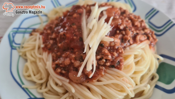 Bolognai finom spagetti