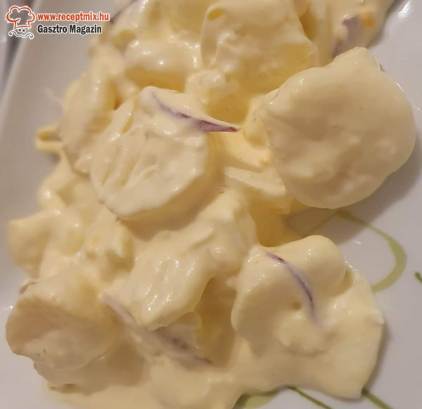 Majonézes tojásos - krumplisaláta
