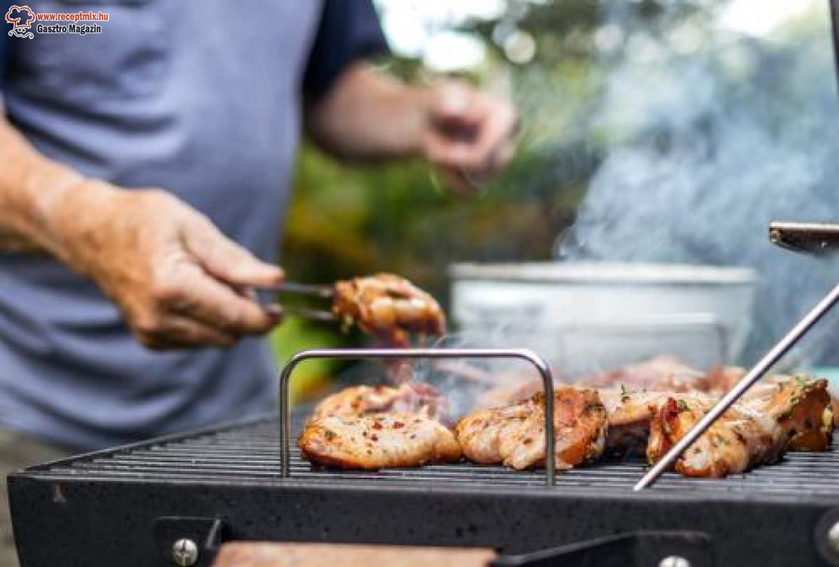 Grill pácolt sertés grillen