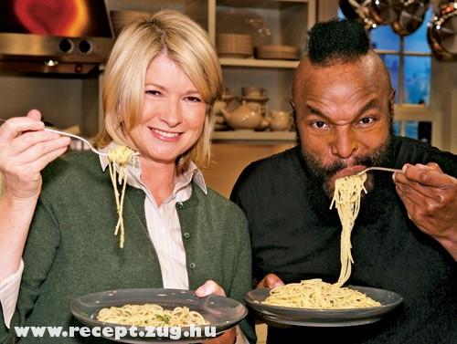 Martha Stewart és a szupercsapat egyik tagja