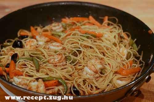 Zöldbabos spagetti